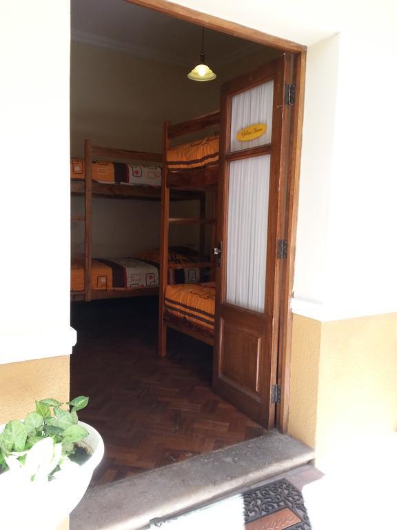Villa Oropeza Guest House Sucre Habitación foto
